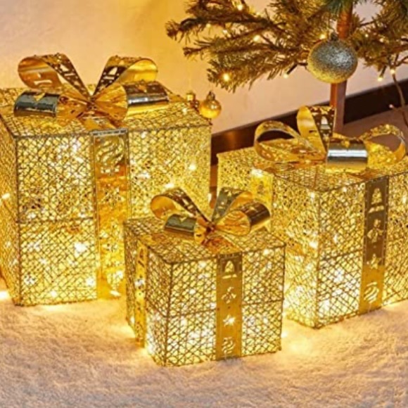 🎄FLASH SALE🎄NIB 3 Lighted Christmas Presents Decorations - Picture 2 of 13